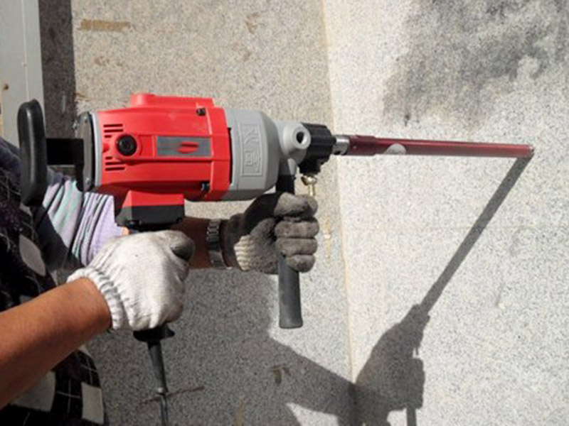 買個(gè)鉆孔機(jī)鉆孔怎么樣？非常有必要